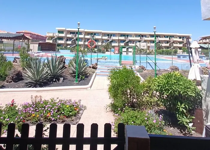 Sunny With Pool View By Ocean 코스타 데 안티과