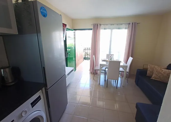 아파트 Sunny With Pool View By Ocean