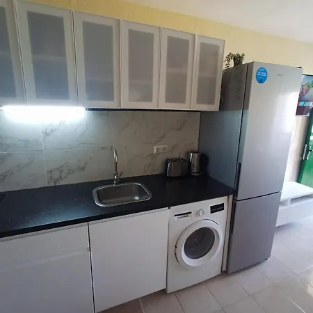 Sunny With Pool View By Ocean アパート